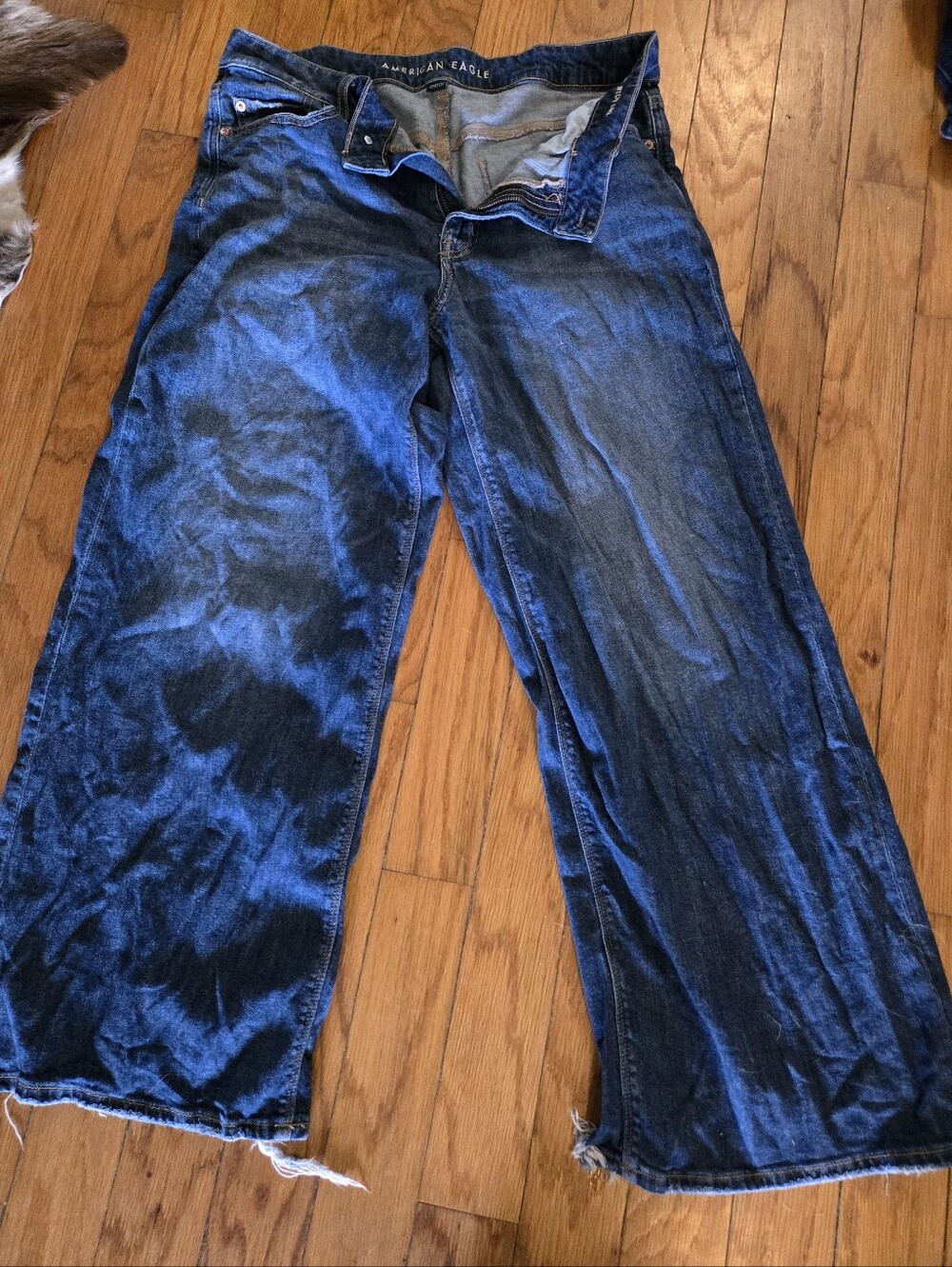 American Eagle Outfitters Ladies Low Rise Baggy Dark Blue Wide Leg Jeans